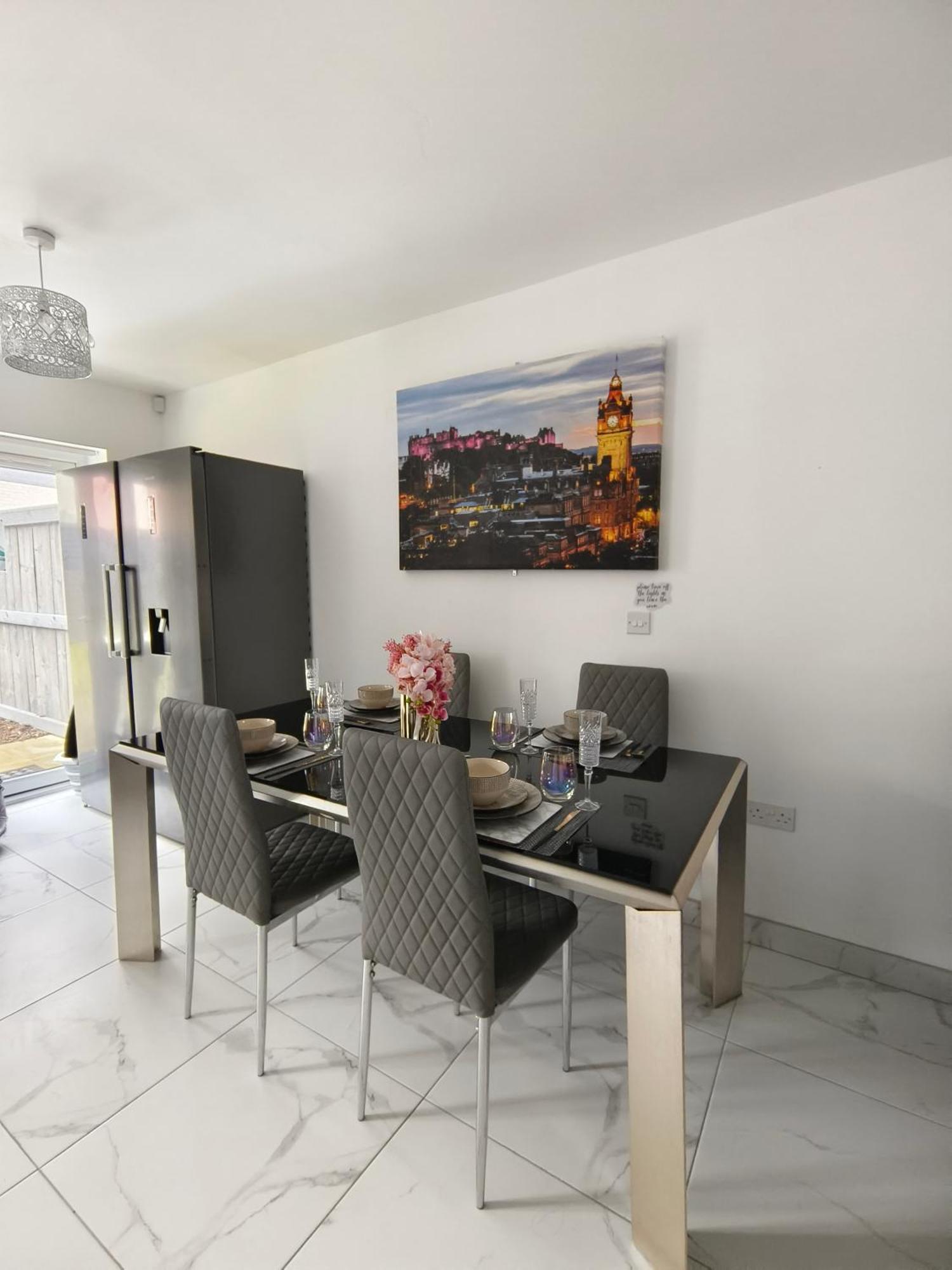 Shared House - 10 Mins From Piccadilly Station/Man Uni/O2 Apollo — Photos 1